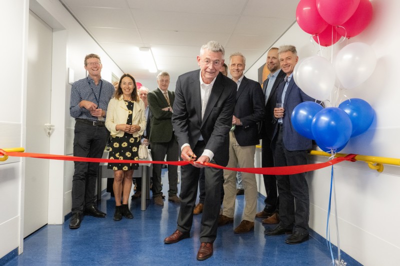 Opening LUMC unit